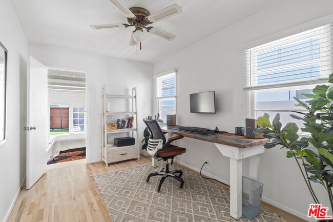 Building Photo - 668 Marr St