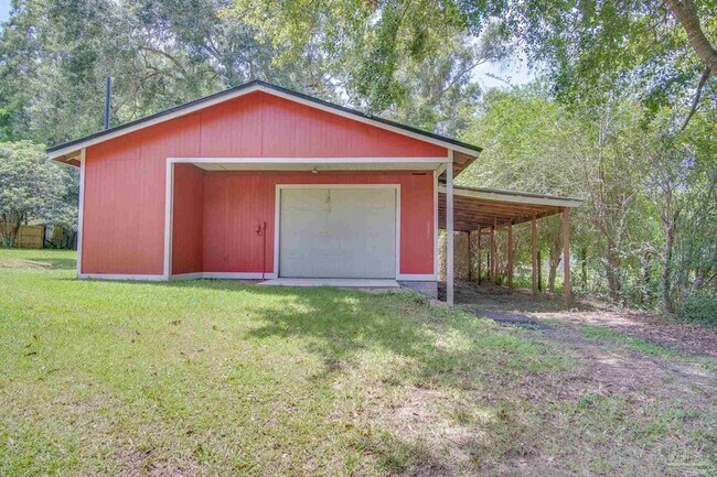 Building Photo - 195 Navarro Rd