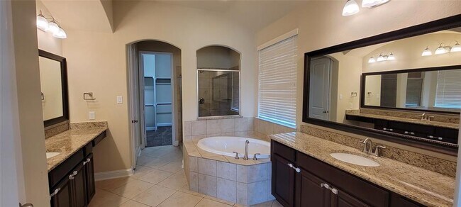 Building Photo - 2521 Scarlett Trace Ln