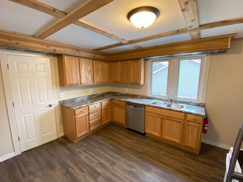 Building Photo - 1428 N 4th St