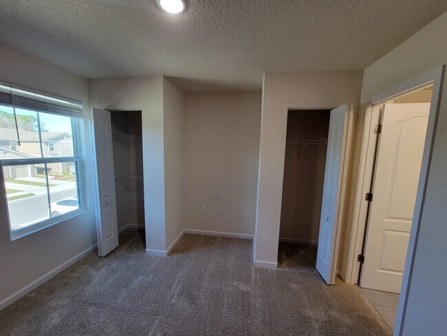 Building Photo - 7635 Legacy Trl