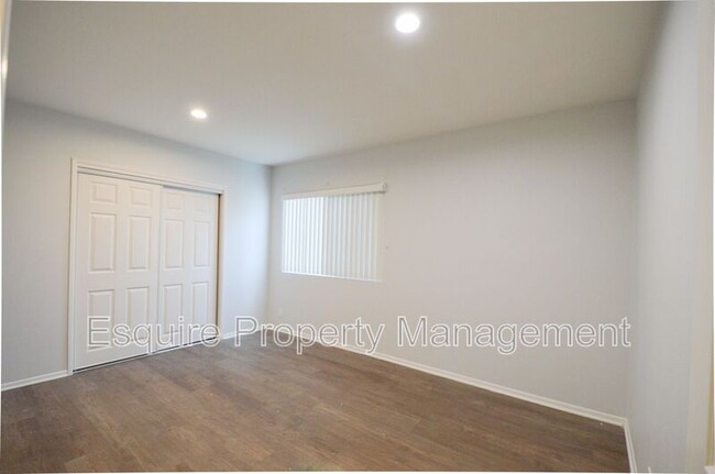 Building Photo - 5440 S J St