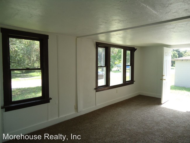 Building Photo - 2 br, 1 bath House - 1620 Warrens Avenue