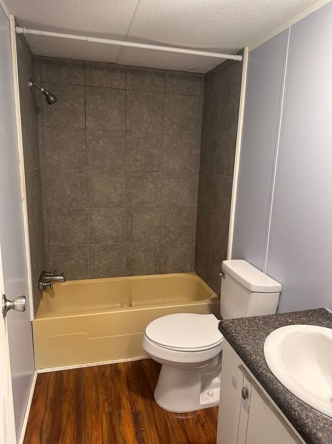 Building Photo - RENTAL HOME 3BD/2BTH