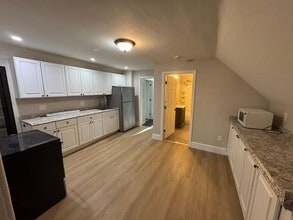 Building Photo - 70-72 Broadway-Unit 8