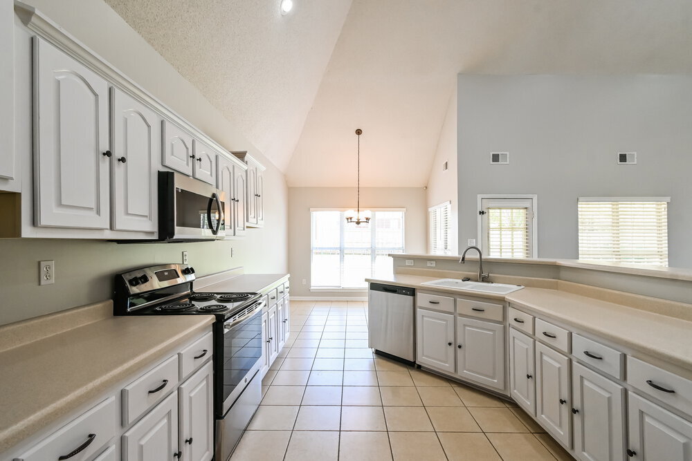 Building Photo - 841 Cedar Trace Cir