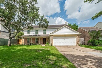Building Photo - 3131 Double Lake Dr
