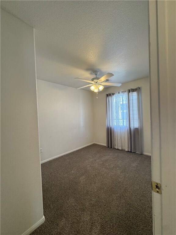 Building Photo - 254 Riverwood Ln