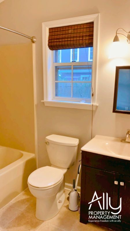 Building Photo - 2935 Lamkin Way