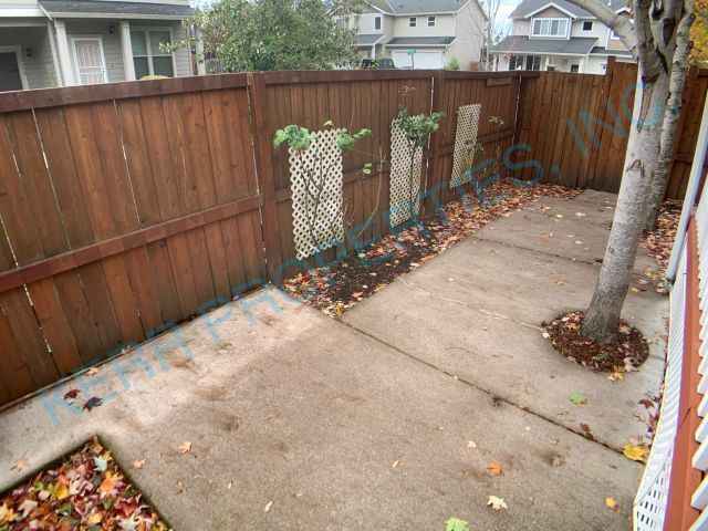 Building Photo - 408 NE 141st Pl