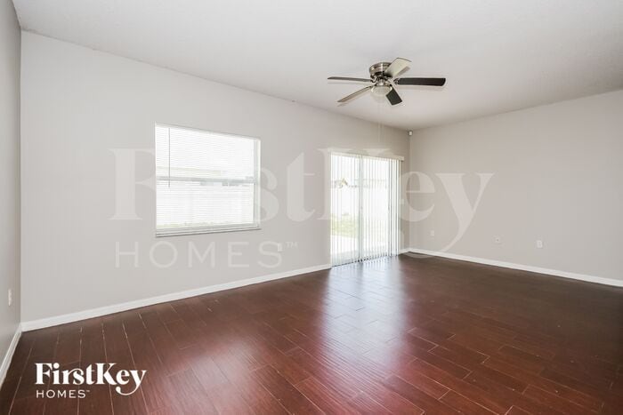Building Photo - 958 Cumberland Dr