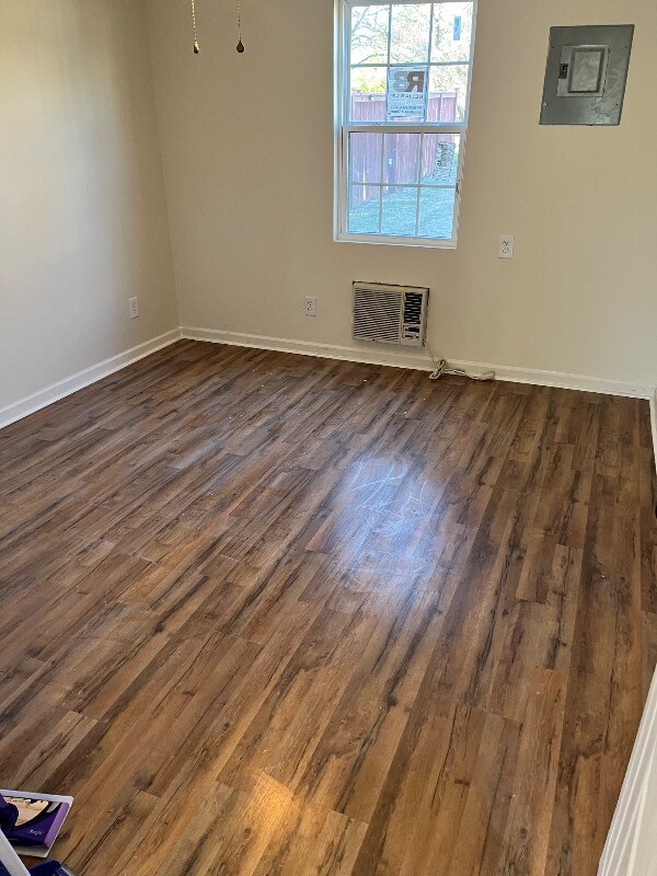 Building Photo - 2981 Bridle Dr