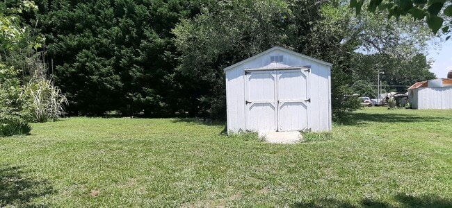 Building Photo - Ranch Home Now Available