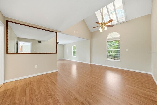 Building Photo - 12311 N Putney Ct