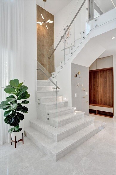 Building Photo - 20824 NE 37th Ave