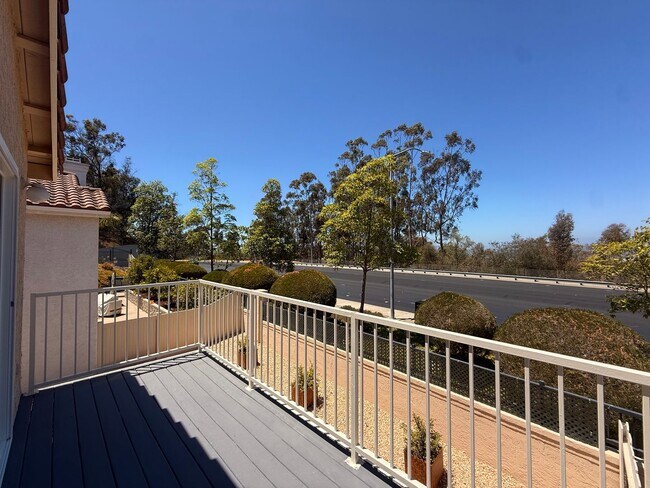 Building Photo - Spacious 4BD/2.5BA Home in Sorrento Valley with Pool, Private Balcony & In-Unit Laundry