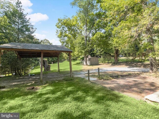 Building Photo - 3116 Bethany Ln