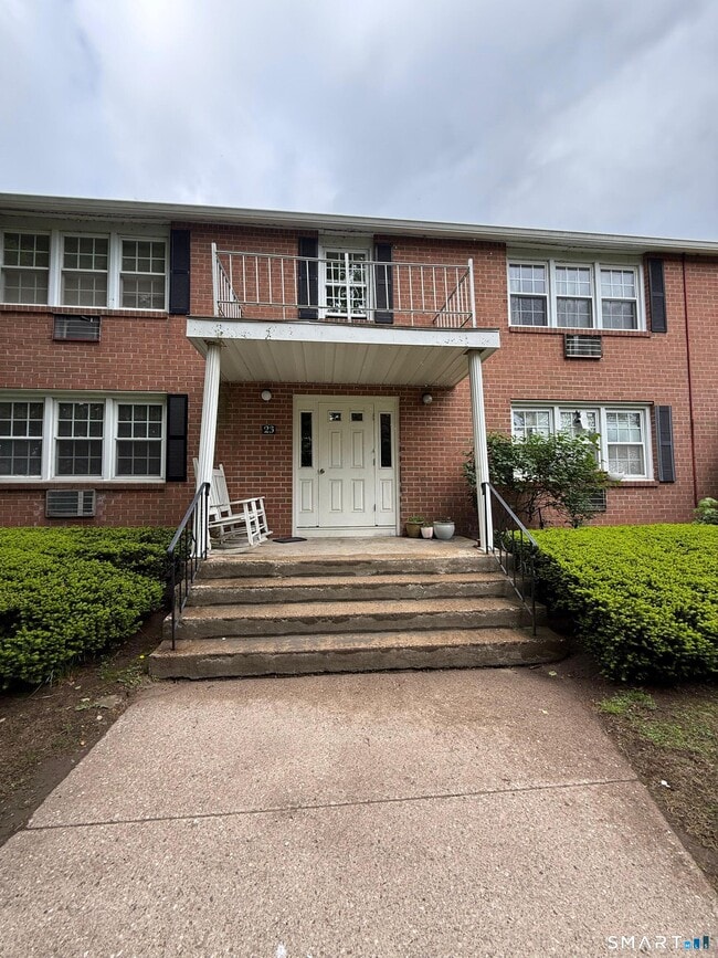 Building Photo - 23 Brickyard Rd