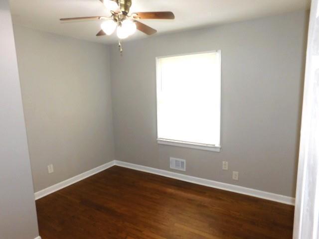 Building Photo - 1170 Baker Ln
