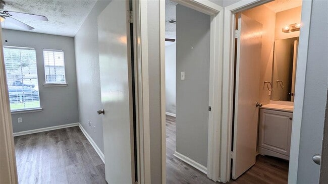 Building Photo - 12142 Westwold Dr