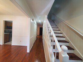 Building Photo - 1716 14th Ter S
