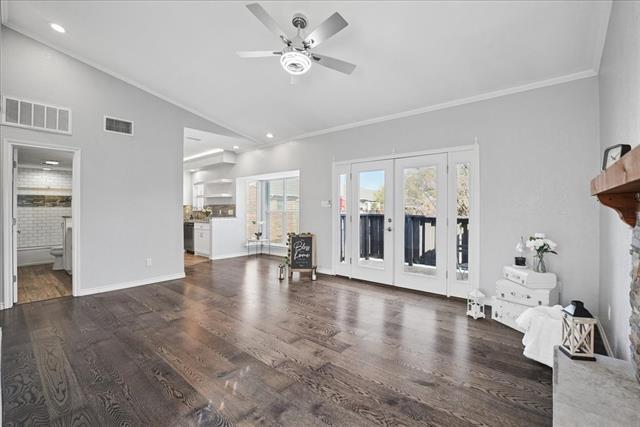 Building Photo - 411 Pebble Way