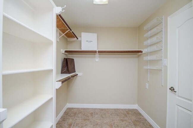 Building Photo - 22503 Rippling Shore Ct