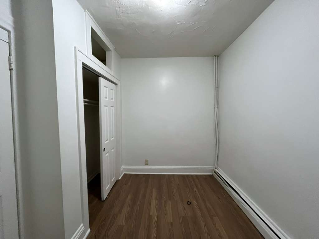Building Photo - 31 Van Nostrand Ave