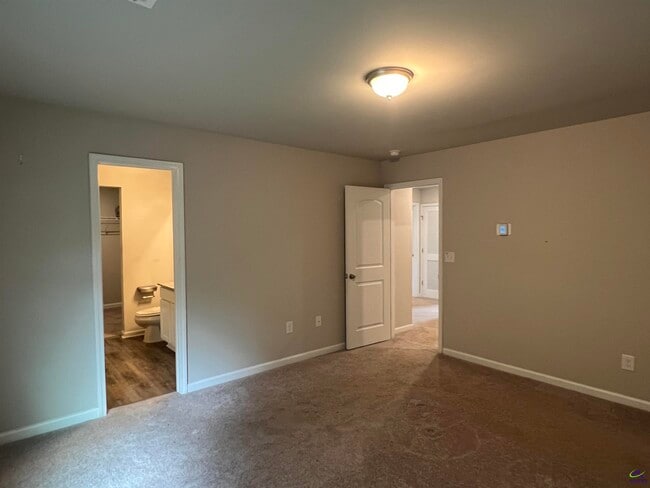 Building Photo - 107 Cold Creek Pkwy