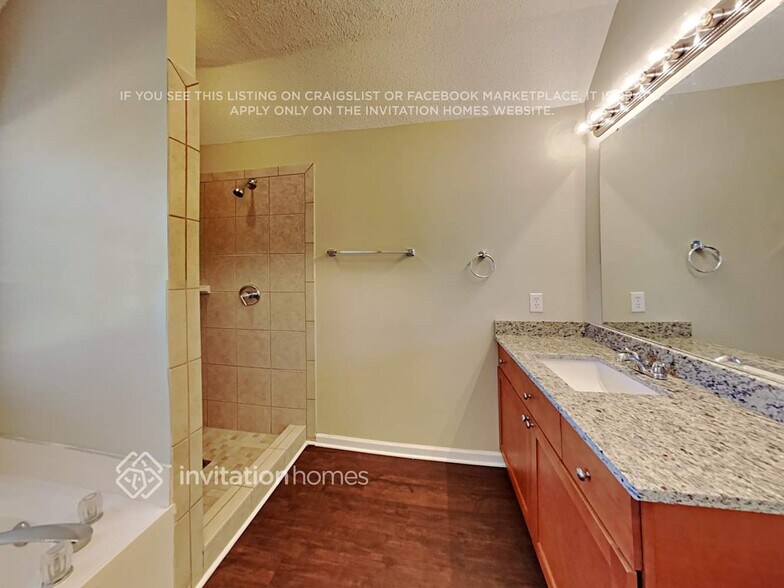 Building Photo - 11306 Hunters Landing Dr