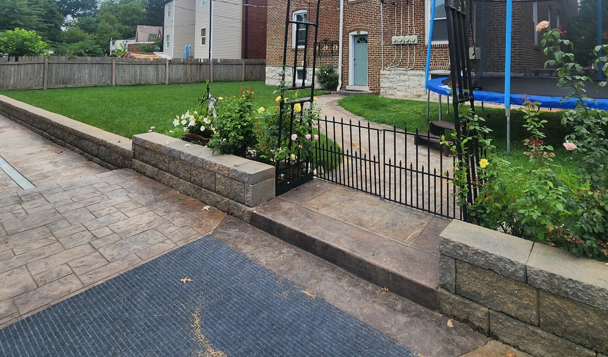 Building Photo - 3974 Bowen St