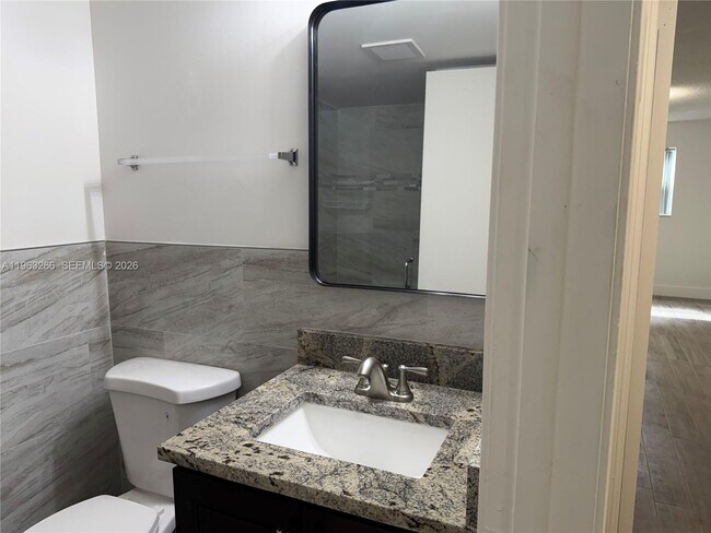 Building Photo - 2700 Coral Springs Dr