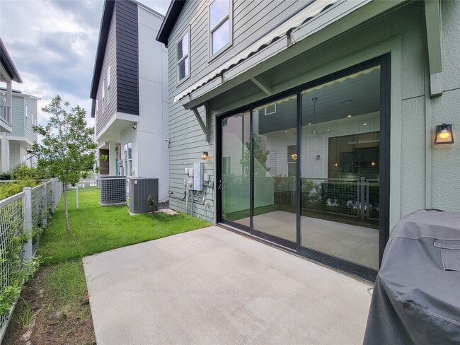 Building Photo - 9803 Blissful Pr Ln