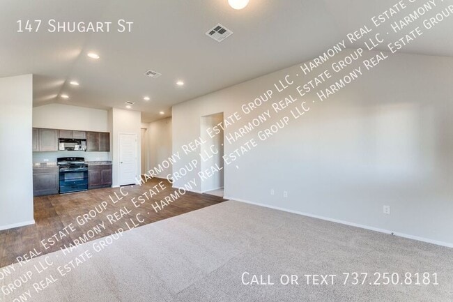 Building Photo - 147 Shugart St