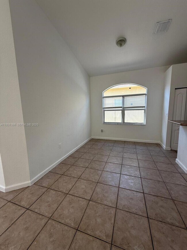 Building Photo - 2221 NE 37th Terrace