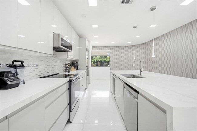 Building Photo - 14401 SW 63rd St