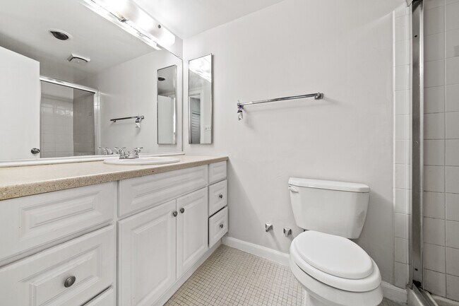 Building Photo - 142 Georgetown Rd