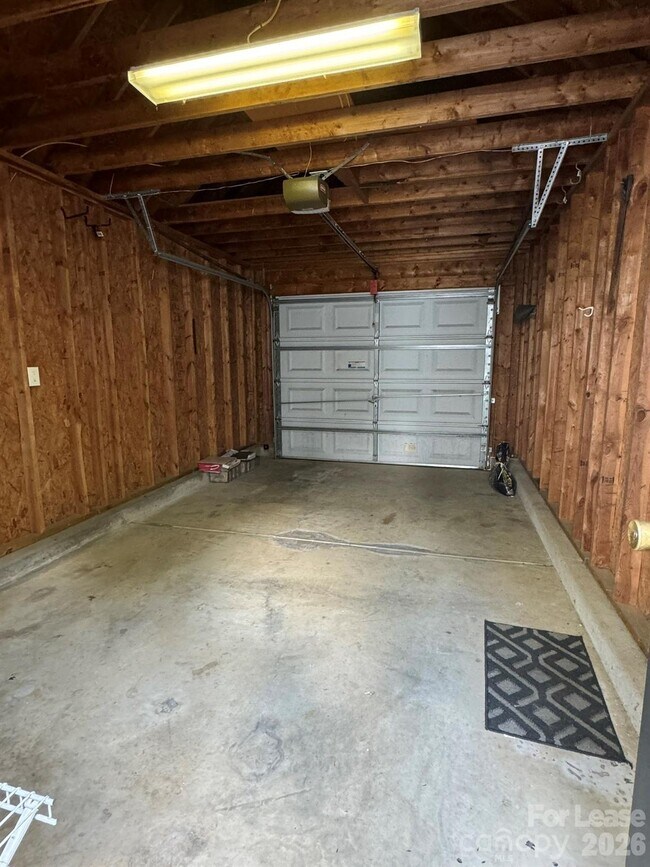 Building Photo - 5117 Alysheba Dr