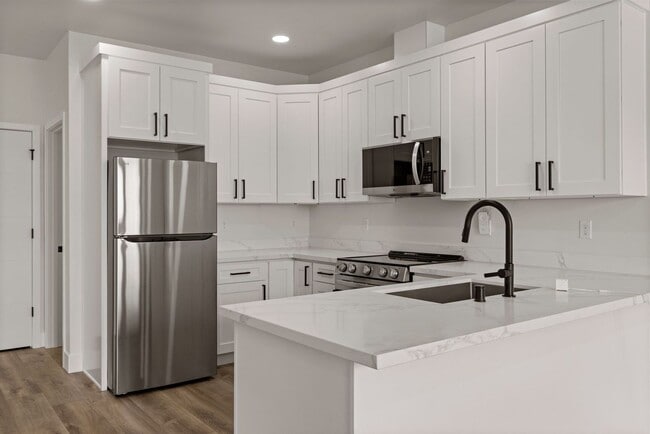 Building Photo - New Construction DownTown Tacoma - Great CityScape Views! One month free rent credit with 12 mont...