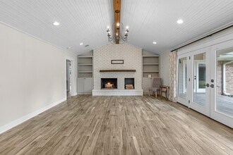 Building Photo - 10211 Candlewood Dr