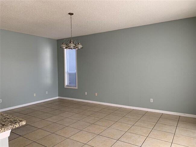 Building Photo - 12685 Enclave Dr