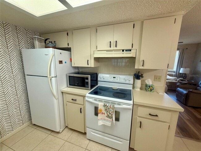 Building Photo - 8741 SW 108th Pl