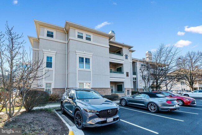 Building Photo - 12024 Taliesin Pl