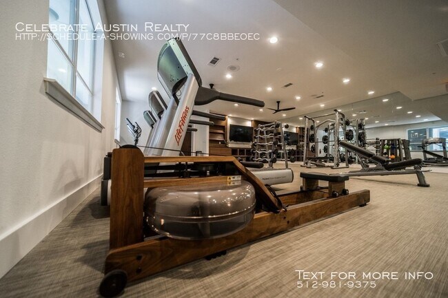 Building Photo - The Muse at Soco