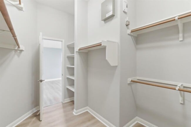 Building Photo - 10108 Channel Island Dr