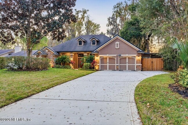 Building Photo - 114 Warren Cir