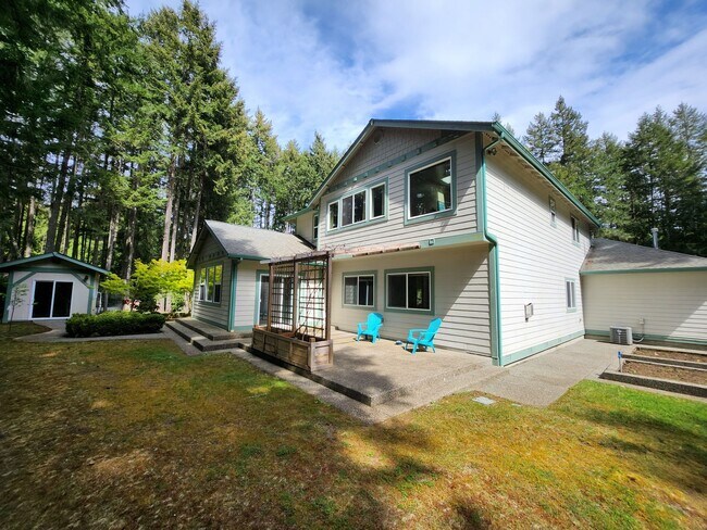 Building Photo - 4354 NW Westgate Rd