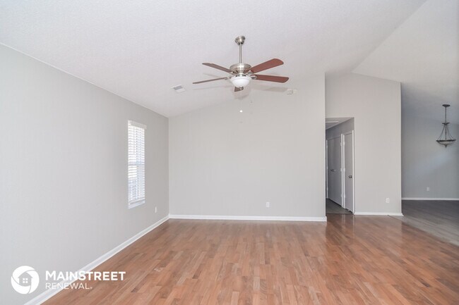 Building Photo - 4734 Waterfront Oak Dr