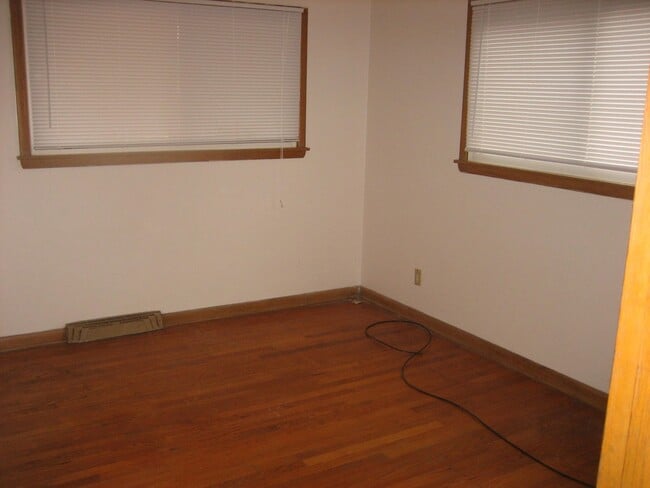 Building Photo - 5208 Camden Rd