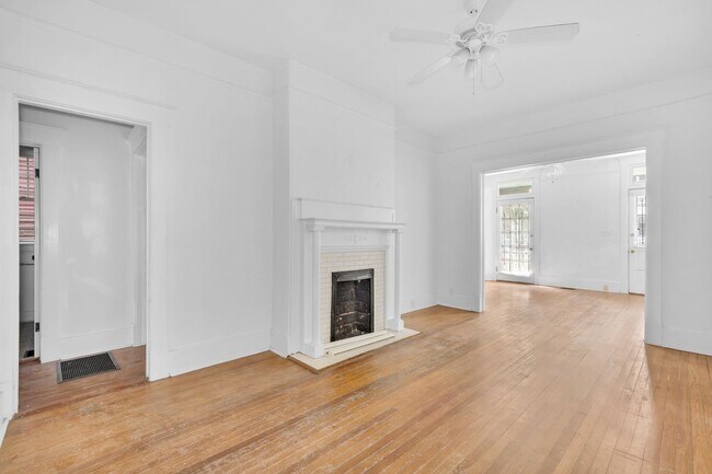 Building Photo - 2234 Whitaker St
